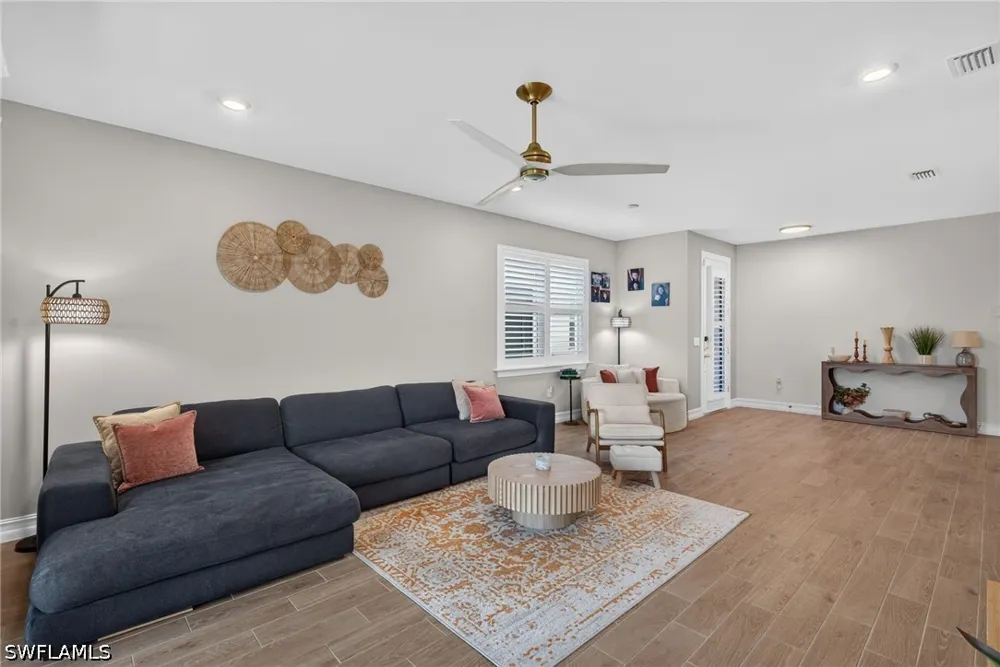 ENBROOK LOOP Naples, FL 34114