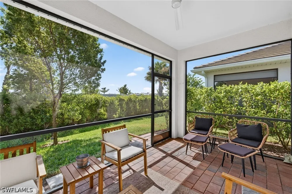 ENBROOK LOOP Naples, FL 34114