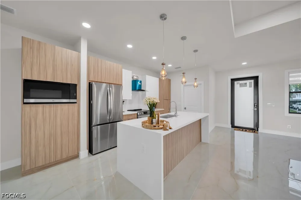 NE 19th Place Cape Coral, FL 33909