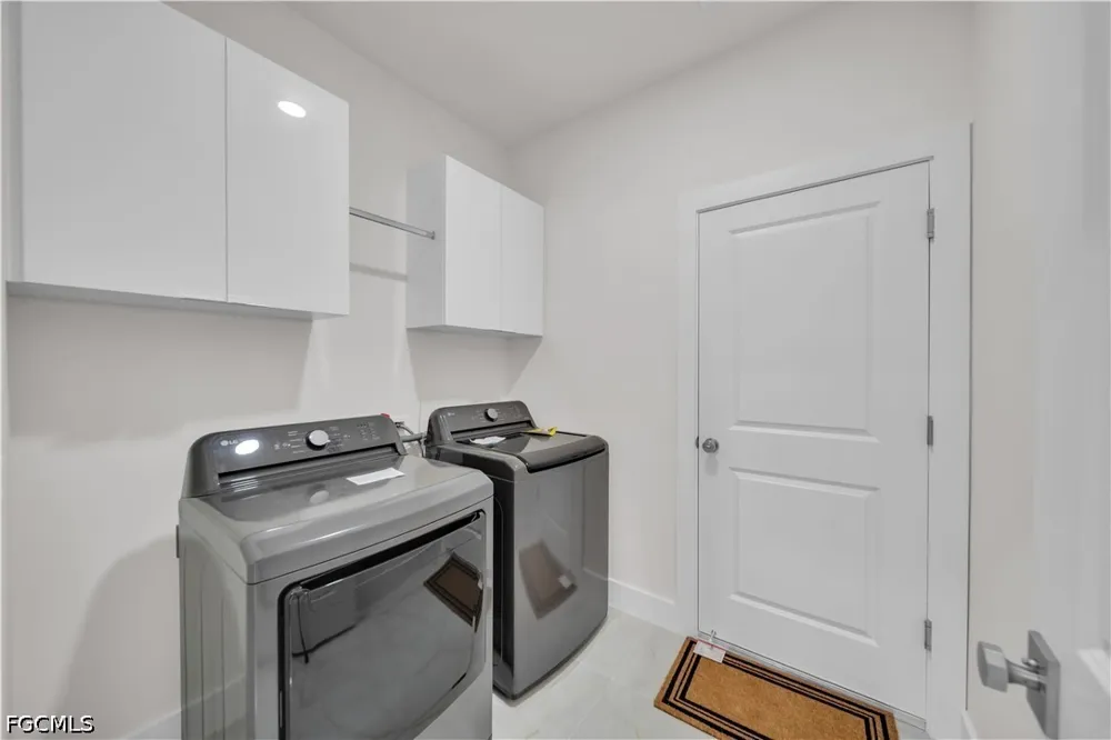 NE 19th Place Cape Coral, FL 33909