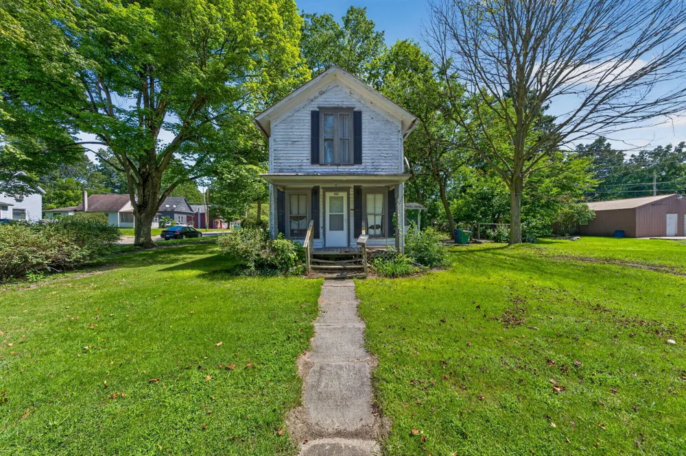 401 S O Keefe Street Cassopolis, MI 49031
