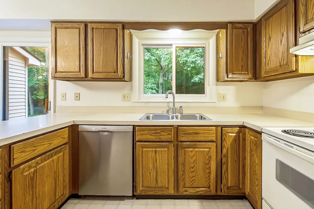 312 Burr Oak Drive Ann Arbor, MI 48103