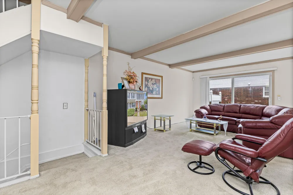 21691 Hidden Rivers Drive #50 Southfield, MI 48075