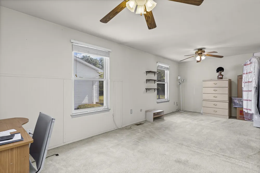 21691 Hidden Rivers Drive #50 Southfield, MI 48075