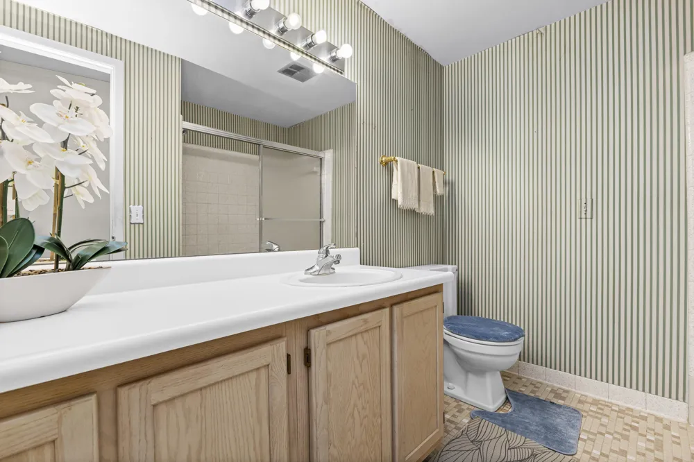 21691 Hidden Rivers Drive #50 Southfield, MI 48075