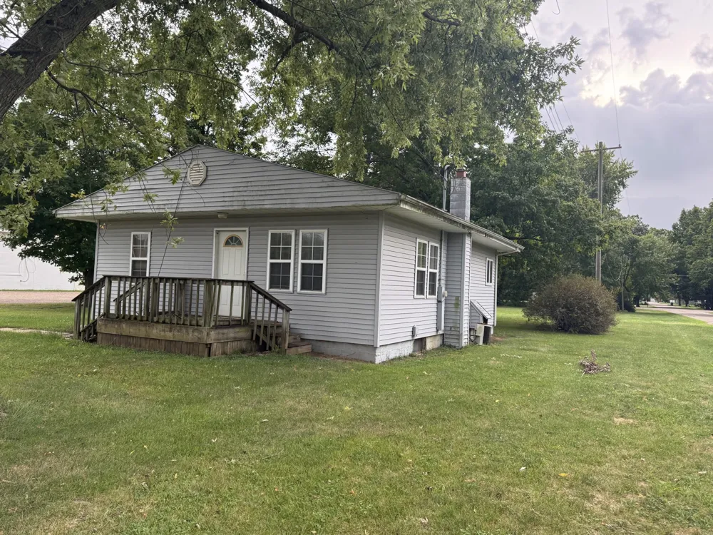 304 E South Street Athens, MI 49011