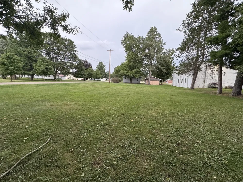 304 E South Street Athens, MI 49011