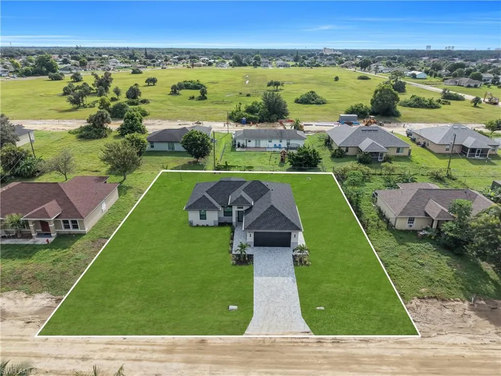 1909 NE 19th Place Cape Coral, FL 33909