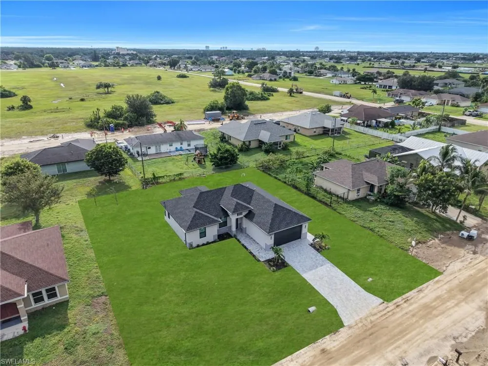 1909 NE 19th Place Cape Coral, FL 33909