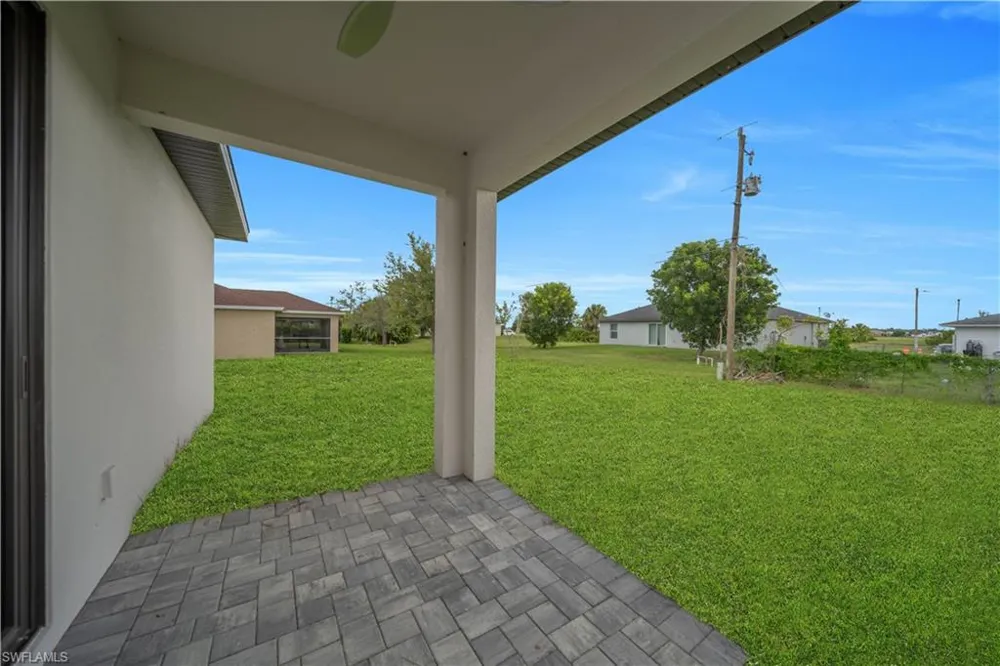 1909 NE 19th Place Cape Coral, FL 33909