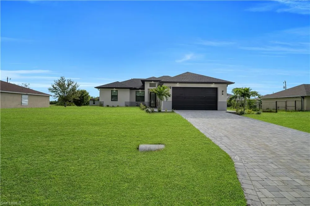 1909 NE 19th Place Cape Coral, FL 33909