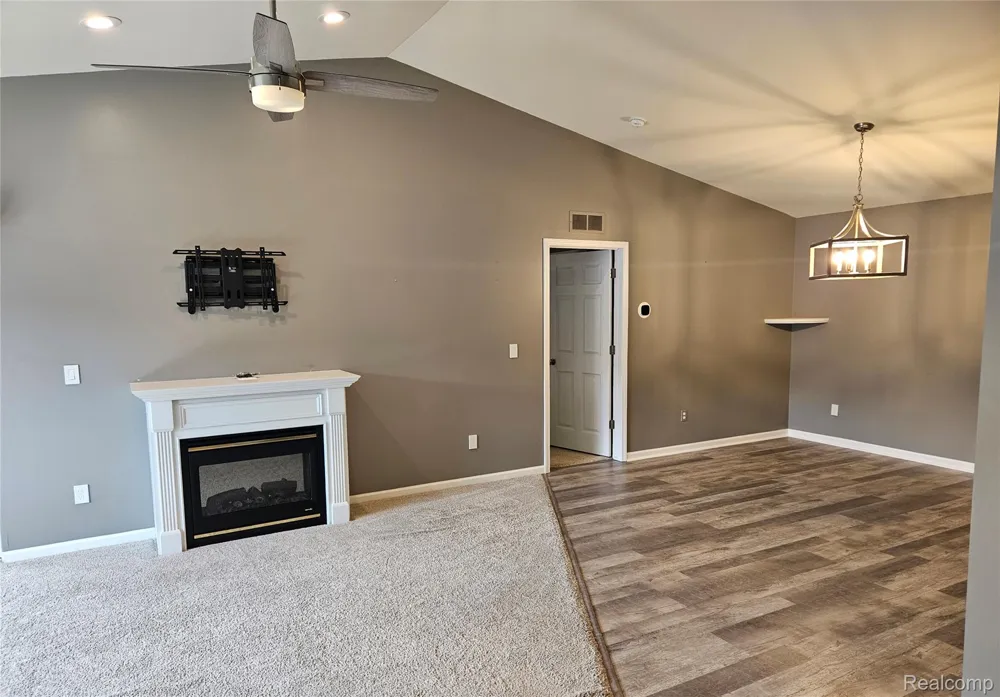 16440 Dominion Drive Macomb Township, MI 48044