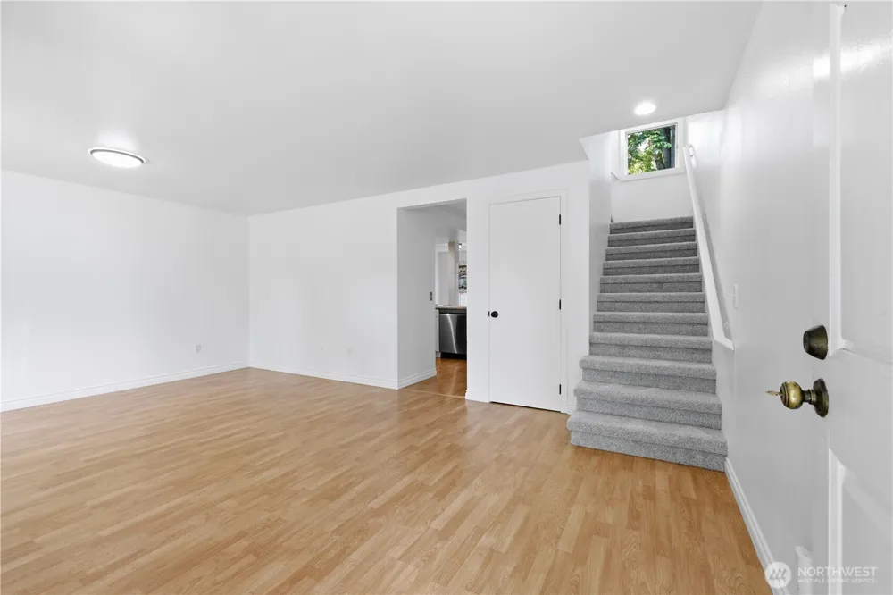 4181 244th Place SE Sammamish, WA 98029