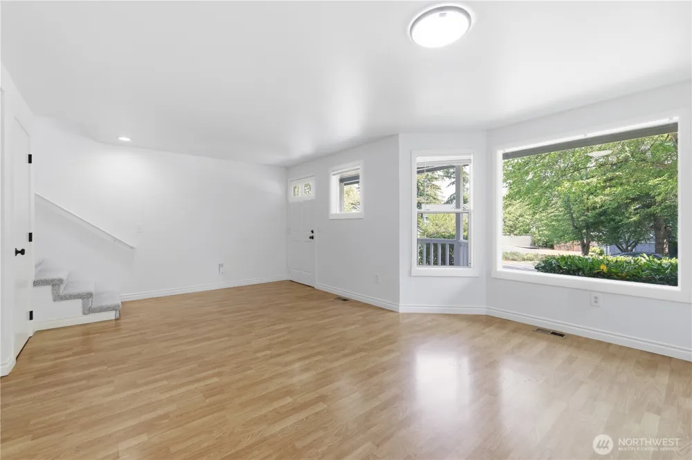 4181 244th Place SE Sammamish, WA 98029