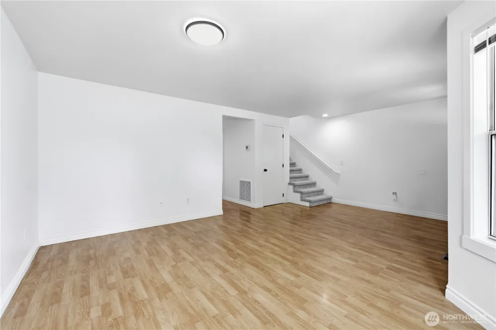4181 244th Place SE Sammamish, WA 98029