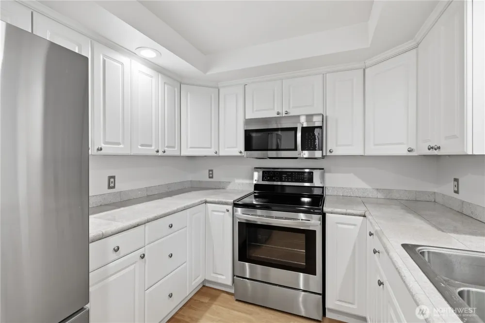 4181 244th Place SE Sammamish, WA 98029