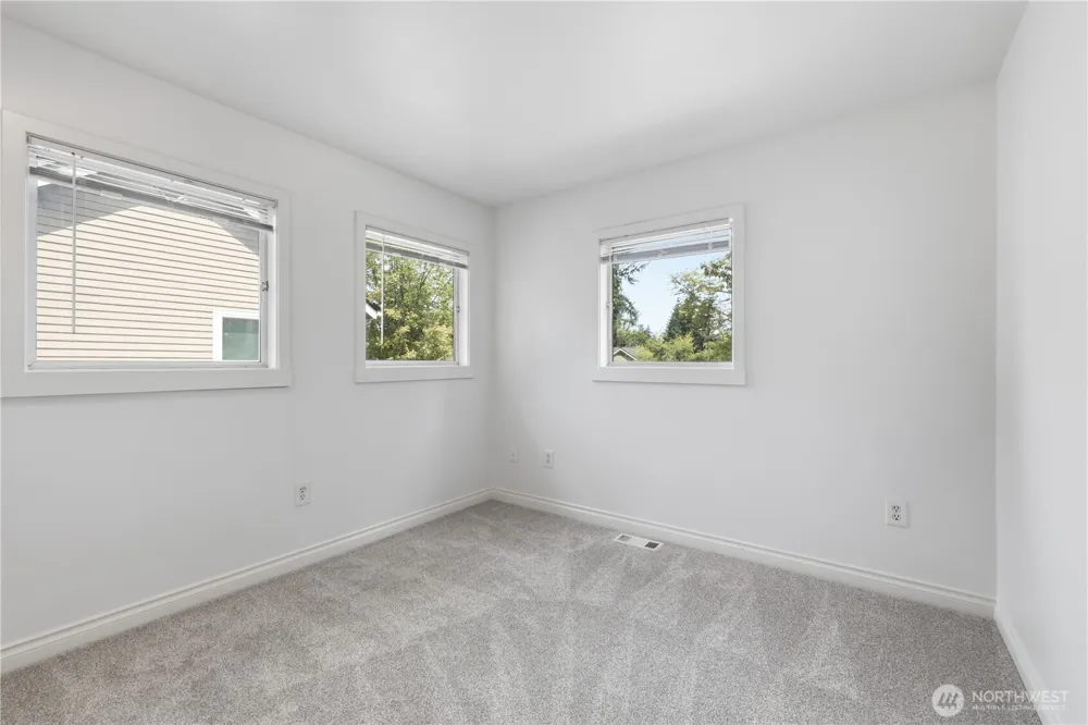 4181 244th Place SE Sammamish, WA 98029