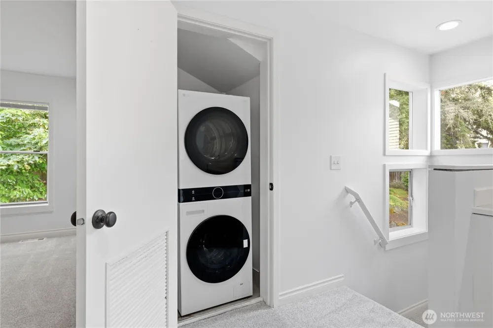 4181 244th Place SE Sammamish, WA 98029