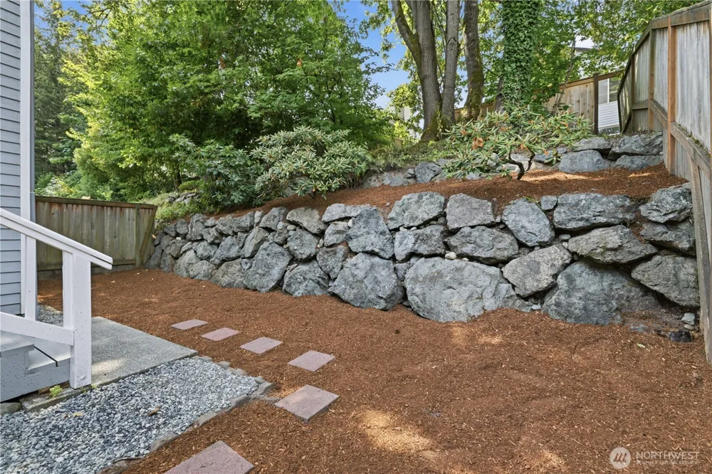 4181 244th Place SE Sammamish, WA 98029