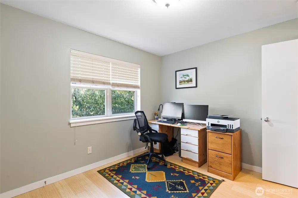 6000 17th Avenue SW #23 Seattle, WA 98106