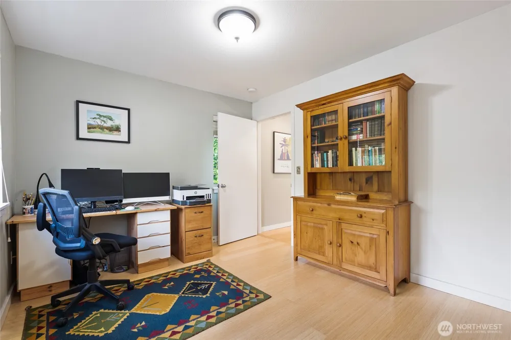 6000 17th Avenue SW #23 Seattle, WA 98106
