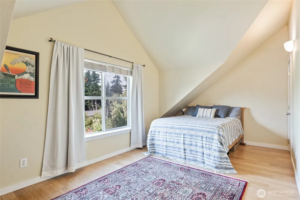 6000 17th Avenue SW #23 Seattle, WA 98106