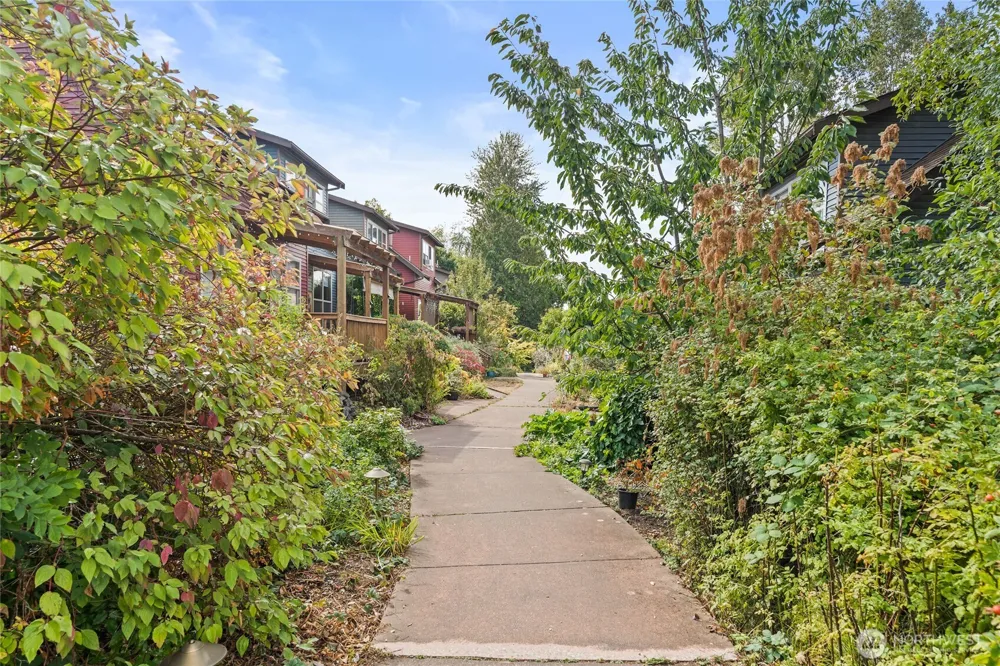 6000 17th Avenue SW #23 Seattle, WA 98106