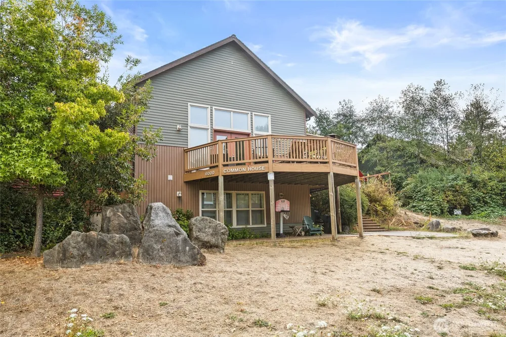 6000 17th Avenue SW #23 Seattle, WA 98106