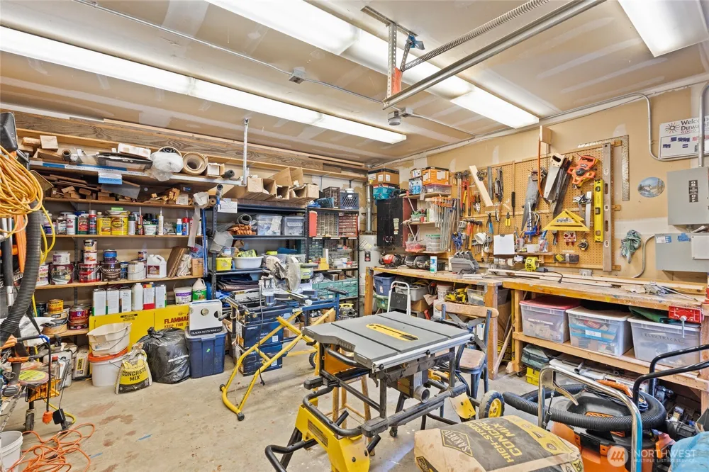 6000 17th Avenue SW #23 Seattle, WA 98106