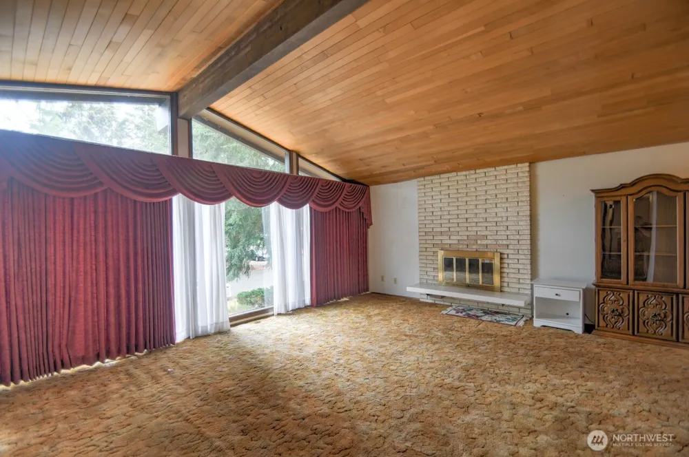 3301 33rd Loop SE Lacey, WA 98503