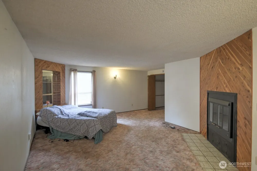 3301 33rd Loop SE Lacey, WA 98503
