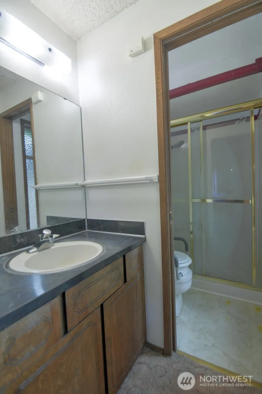 3301 33rd Loop SE Lacey, WA 98503