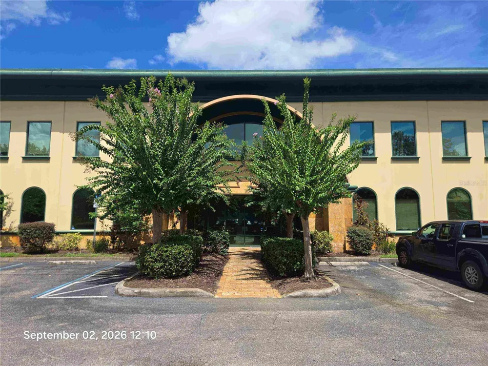 6881 KINGSPOINTE PARKWAY #6 Orlando, FL 32819