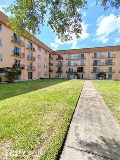 5820 CHURCH AVENUE #112 Tampa, FL 33614
