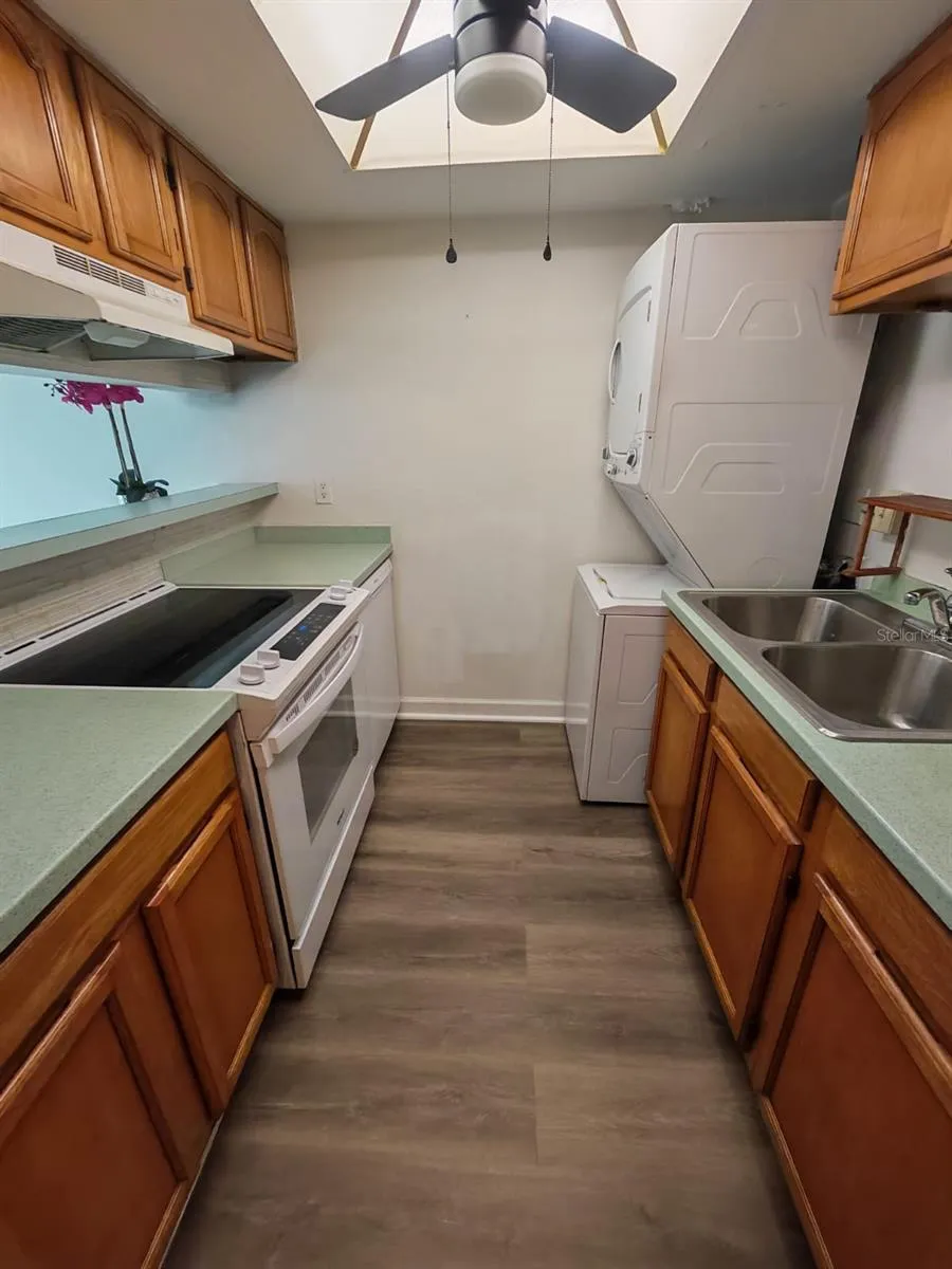 5820 CHURCH AVENUE #112 Tampa, FL 33614