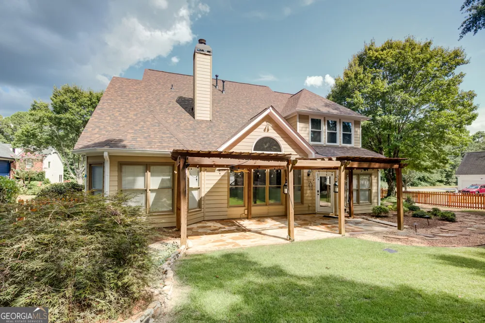 430 Lake Forest DR Newnan, GA 30265