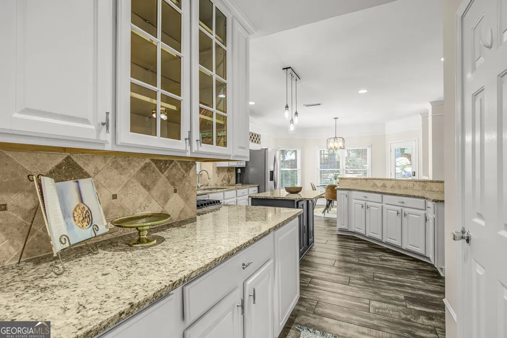 430 Lake Forest DR Newnan, GA 30265