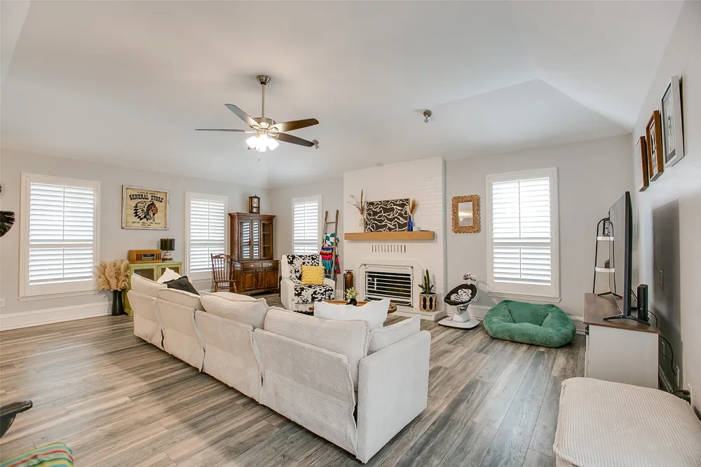 5820 Pecan Valley Lane San Angelo, TX 76904
