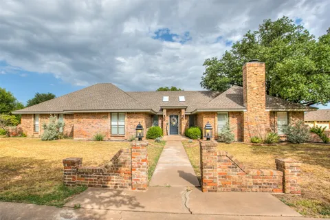 5820 Pecan Valley Lane