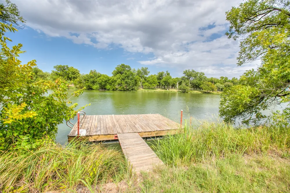 5820 Pecan Valley Lane San Angelo, TX 76904
