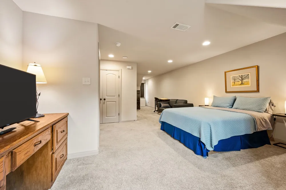 6520 Valleyview Drive North Richland Hills, TX 76182