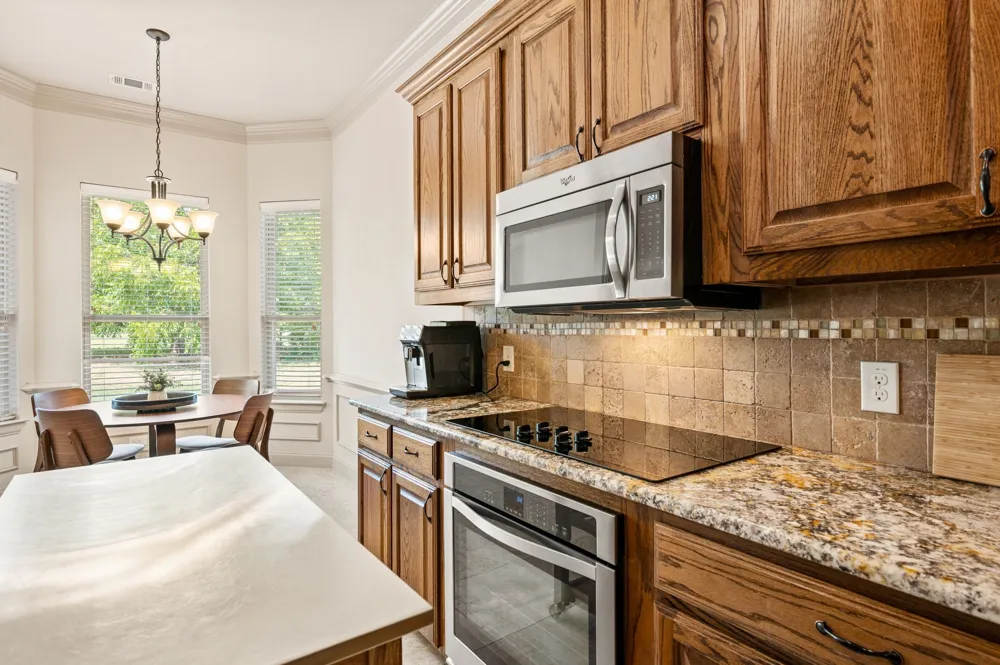 6520 Valleyview Drive North Richland Hills, TX 76182