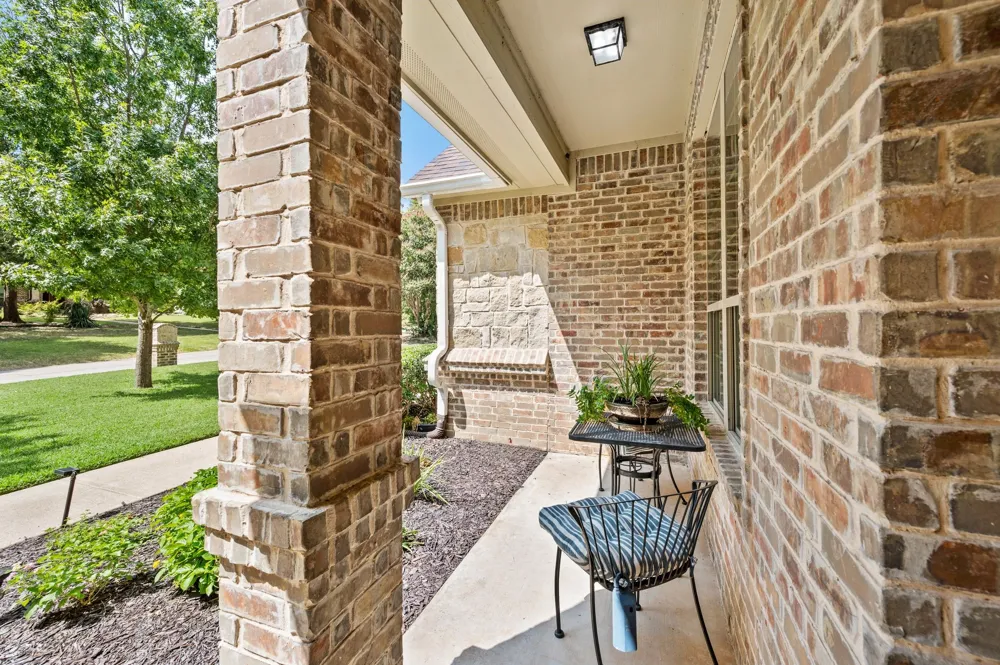 6520 Valleyview Drive North Richland Hills, TX 76182