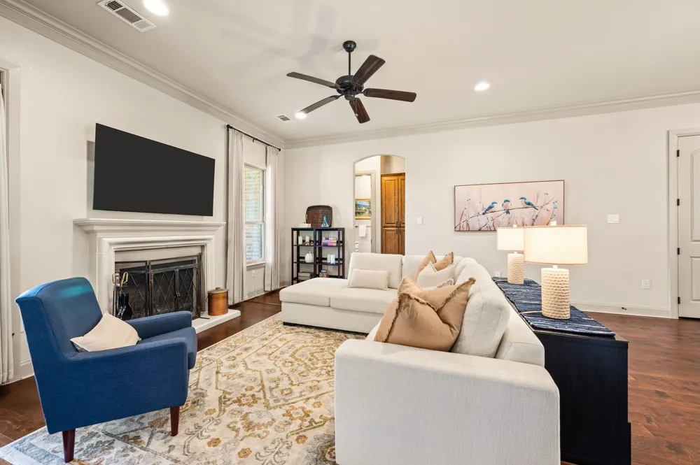 6520 Valleyview Drive North Richland Hills, TX 76182