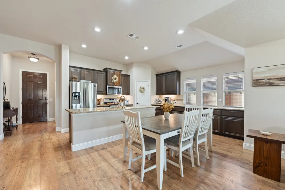 119 Gateway Drive Alvarado, TX 76009