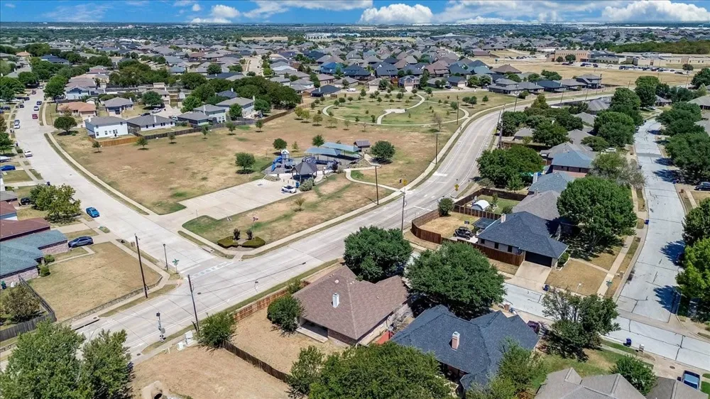 1025 Jessica Drive Burleson, TX 76028