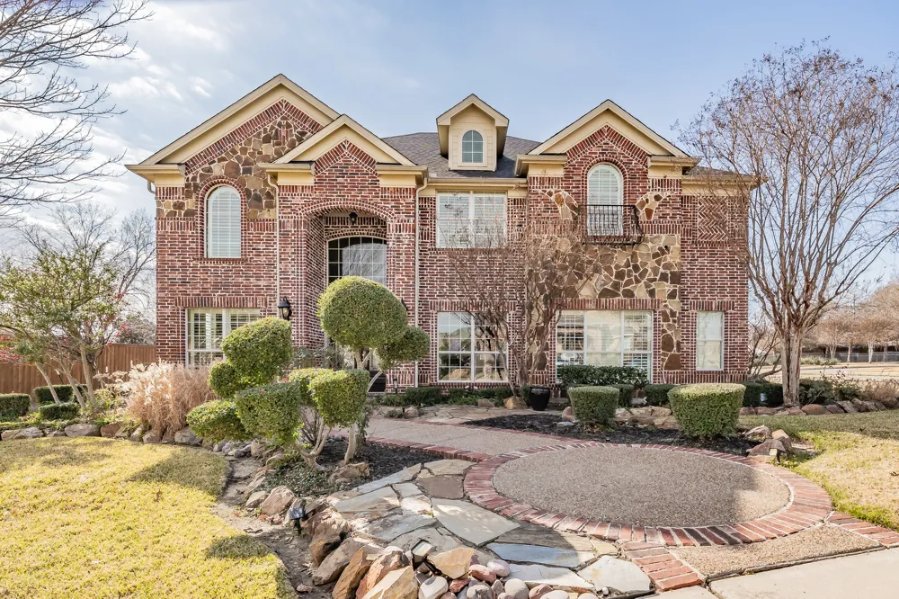 3909 Aquatic Drive Carrollton, TX 75007