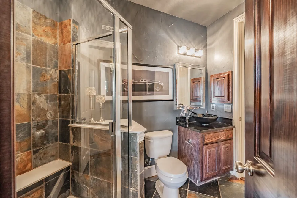 3909 Aquatic Drive Carrollton, TX 75007