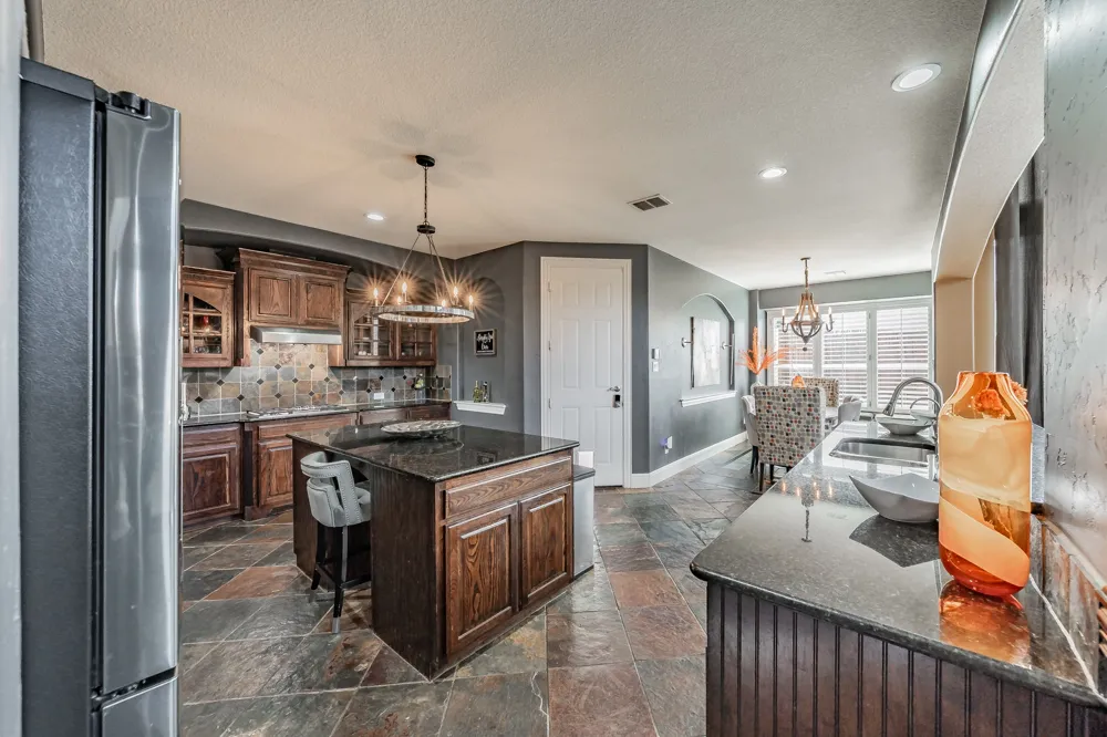 3909 Aquatic Drive Carrollton, TX 75007