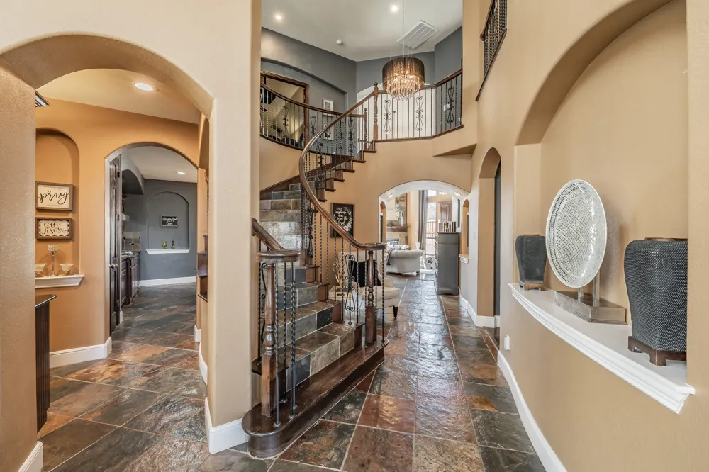 3909 Aquatic Drive Carrollton, TX 75007